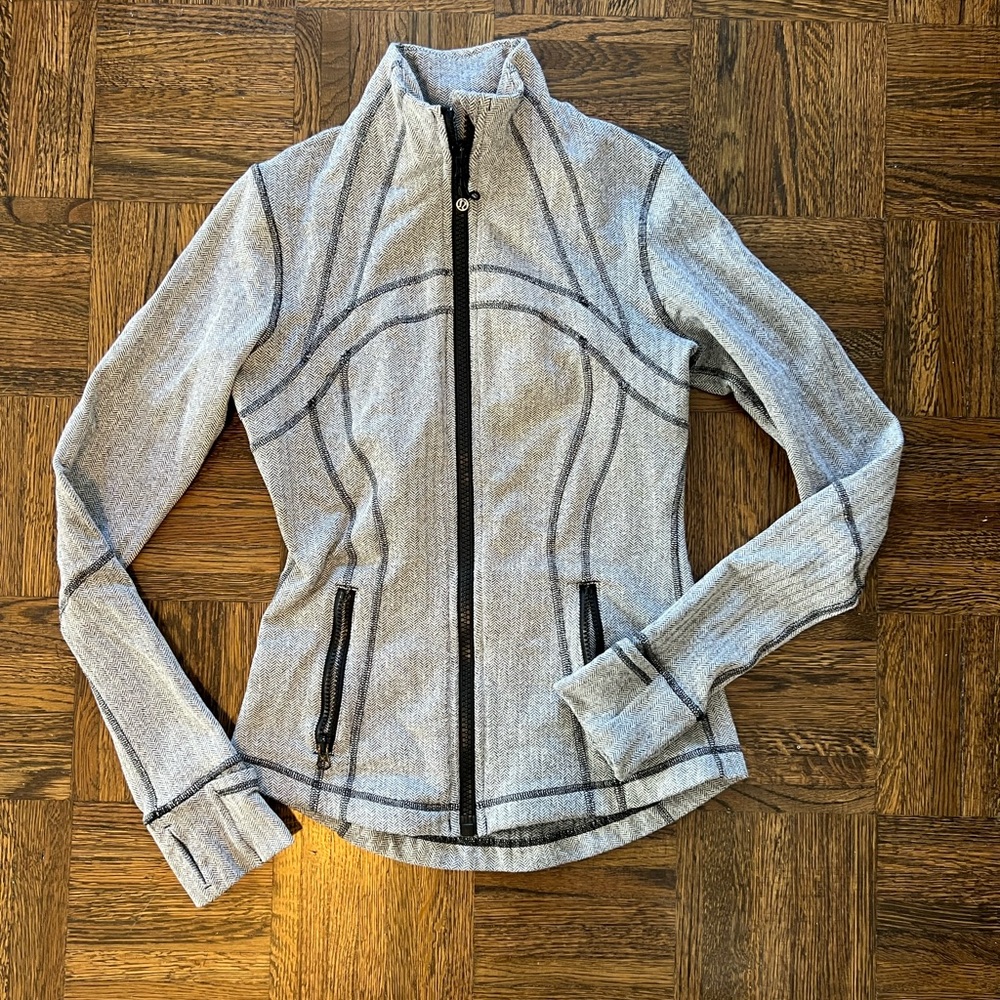 LULULEMON herringbone zip up